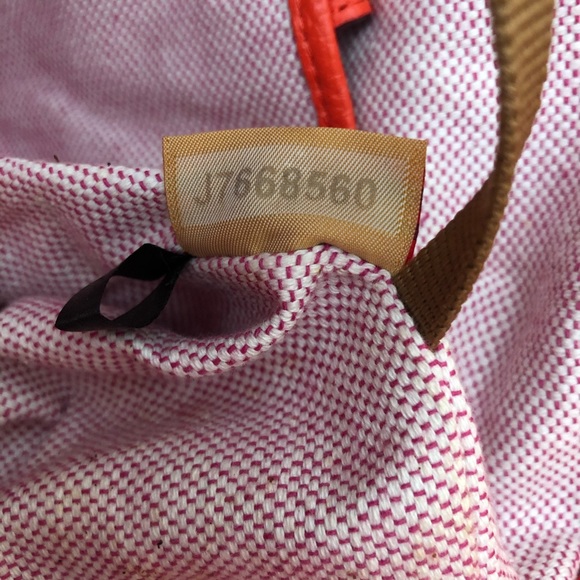 Dooney & Bourke Lg Logo Lock Pebbled Leather Bag - Picture 11 of 16